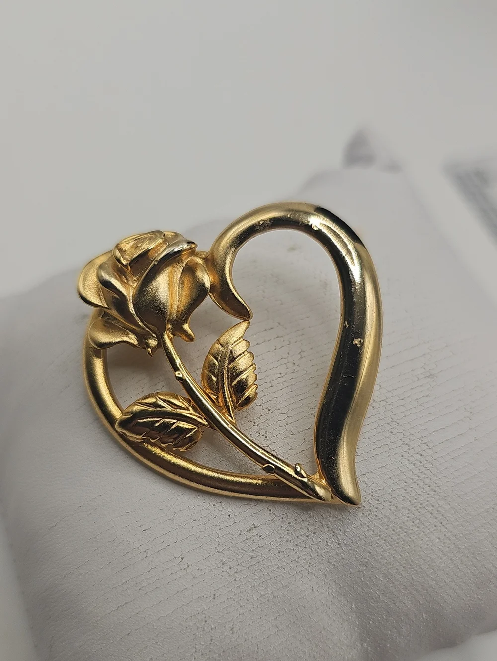Princess Diane Tribute Gold-Tone Rose Heart Brooch Pin - RDC. Legacy Of Love